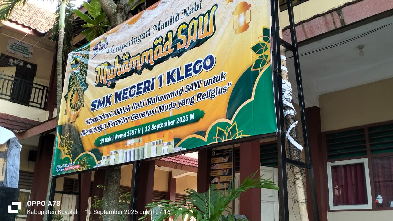 Peringatan Maulid Nabi Muhammad SAW 1447 H di SMK “Meneladani Akhlak Nabi Muhammad SAW untuk Membangun Karakter Generasi Muda yang Religius”